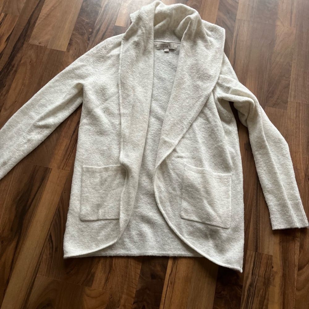 Loft cardigan